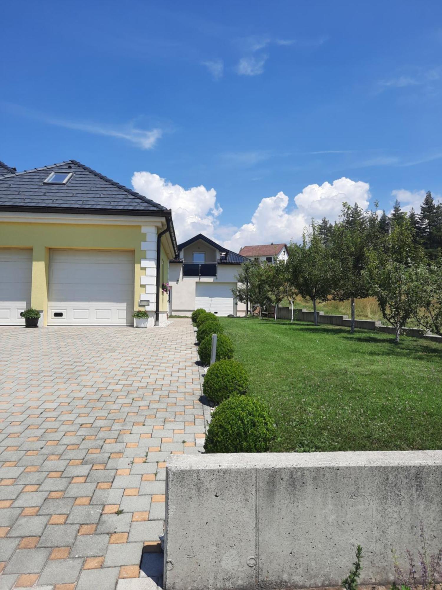 Dora Apartment Livno Bagian luar foto